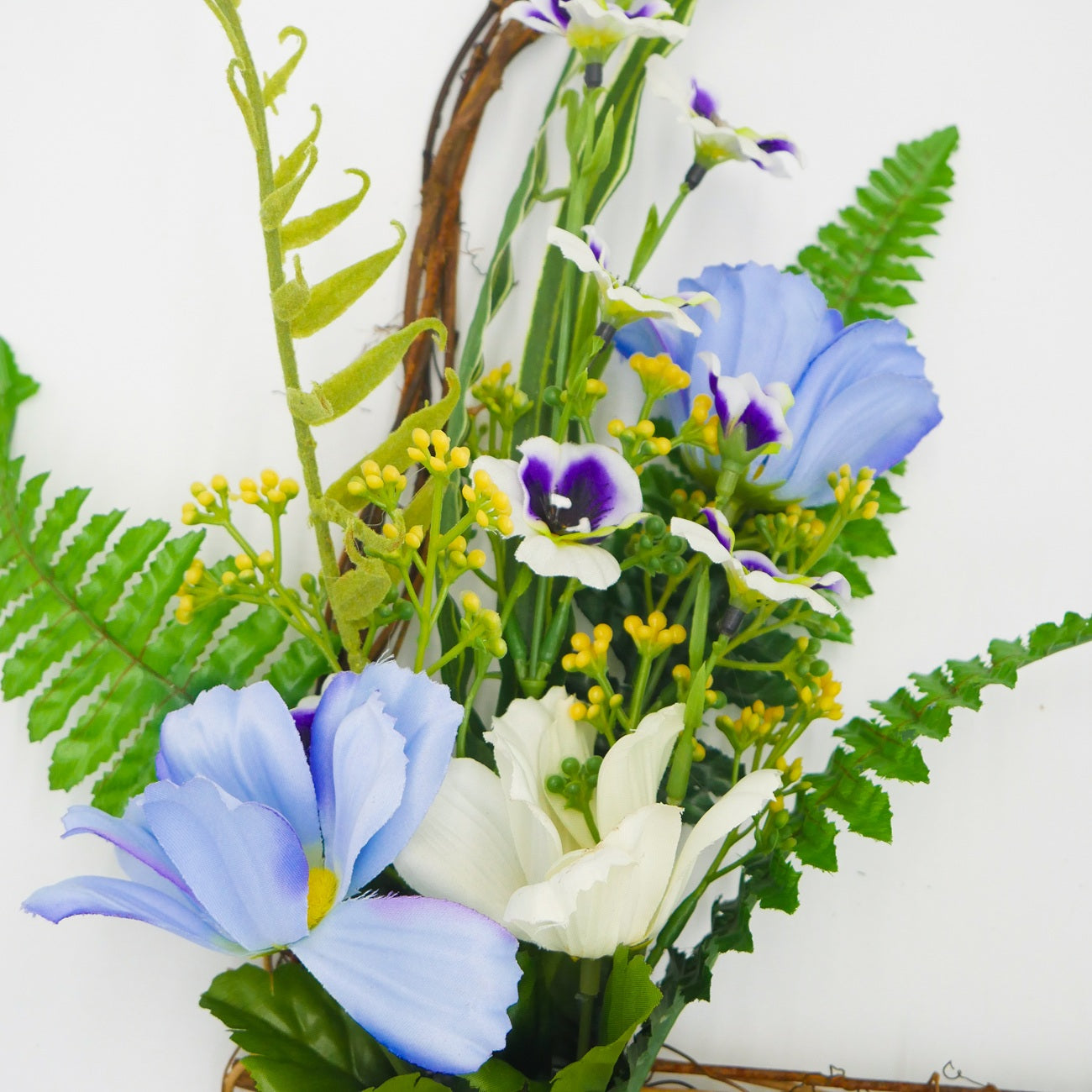 21" Cosmo, Pansy Flat Wall Basket