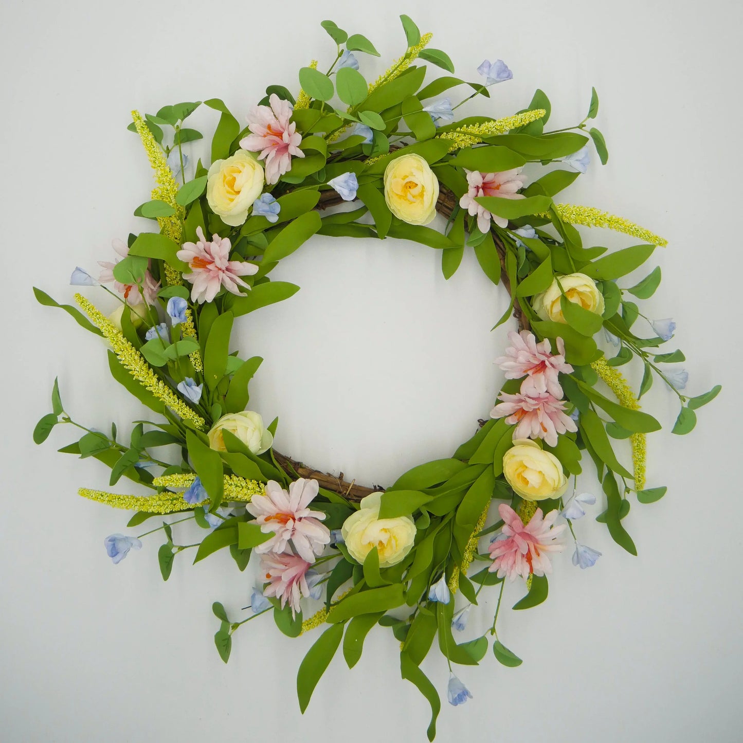 22" Ranunculus, Speedwell Wreath Floral Living