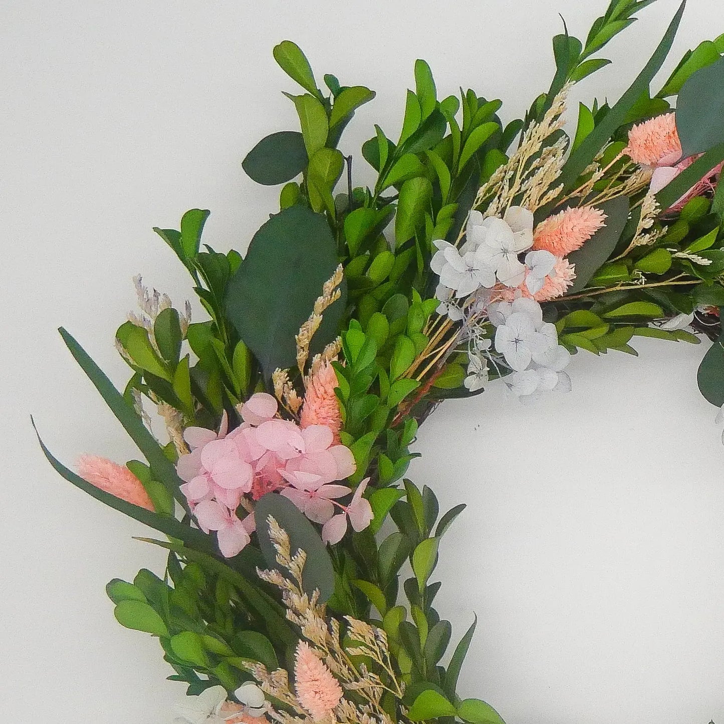 16" Dried Sea Lavender Boxwood Wreath Floral Living