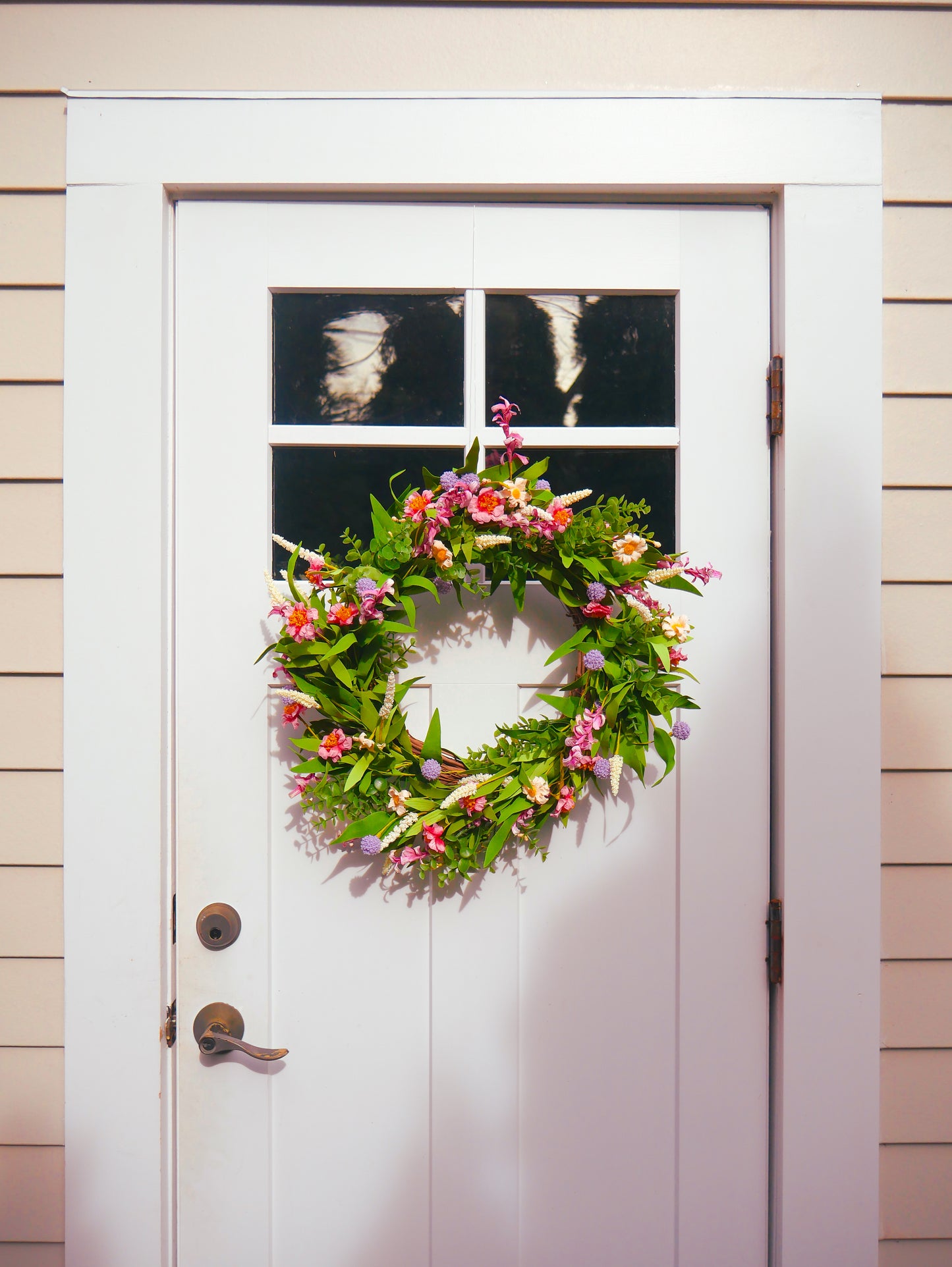 22" Camelia, Wildflower Wreath
