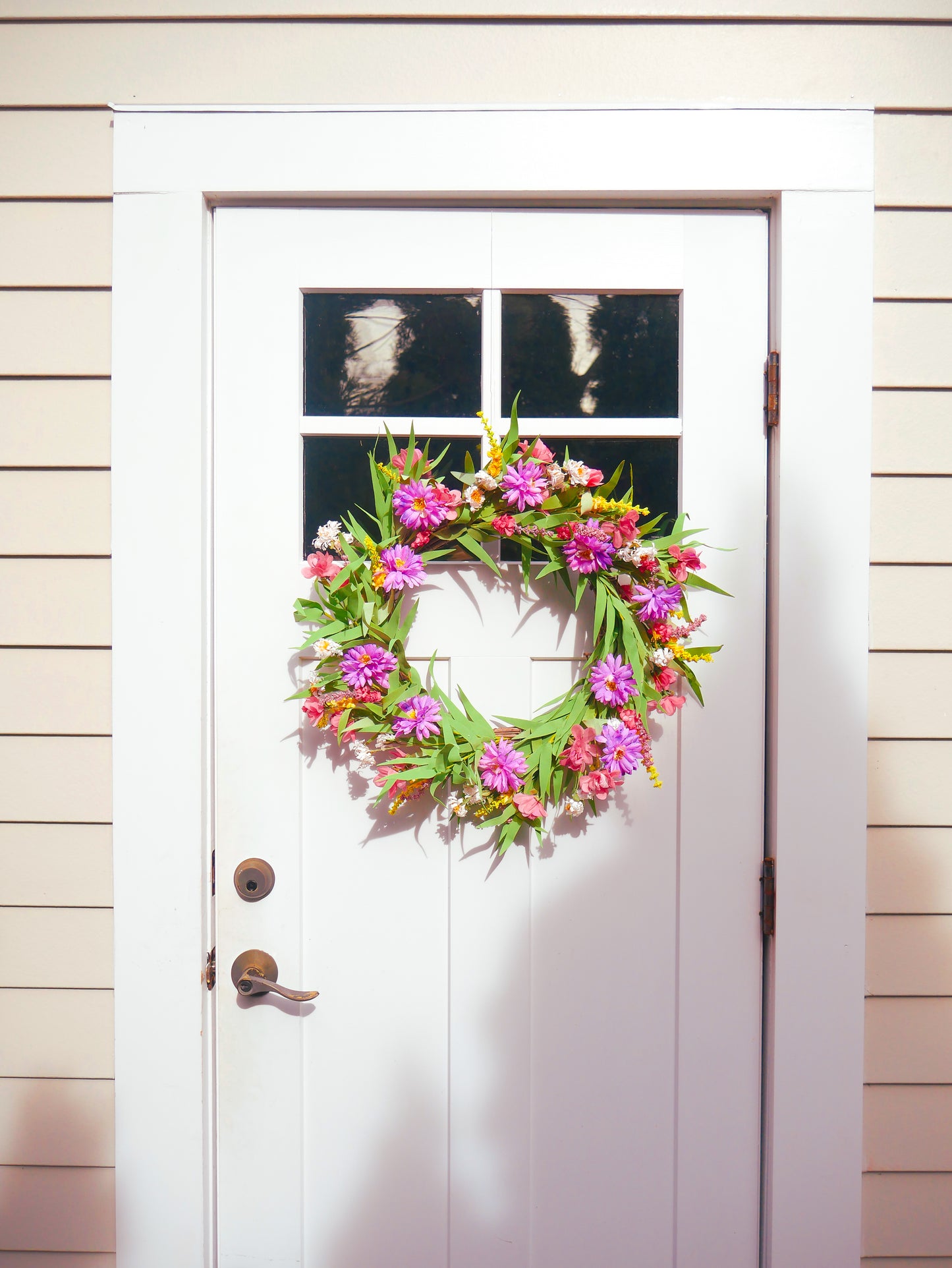 22" Spring Mixed Flower Wreath
