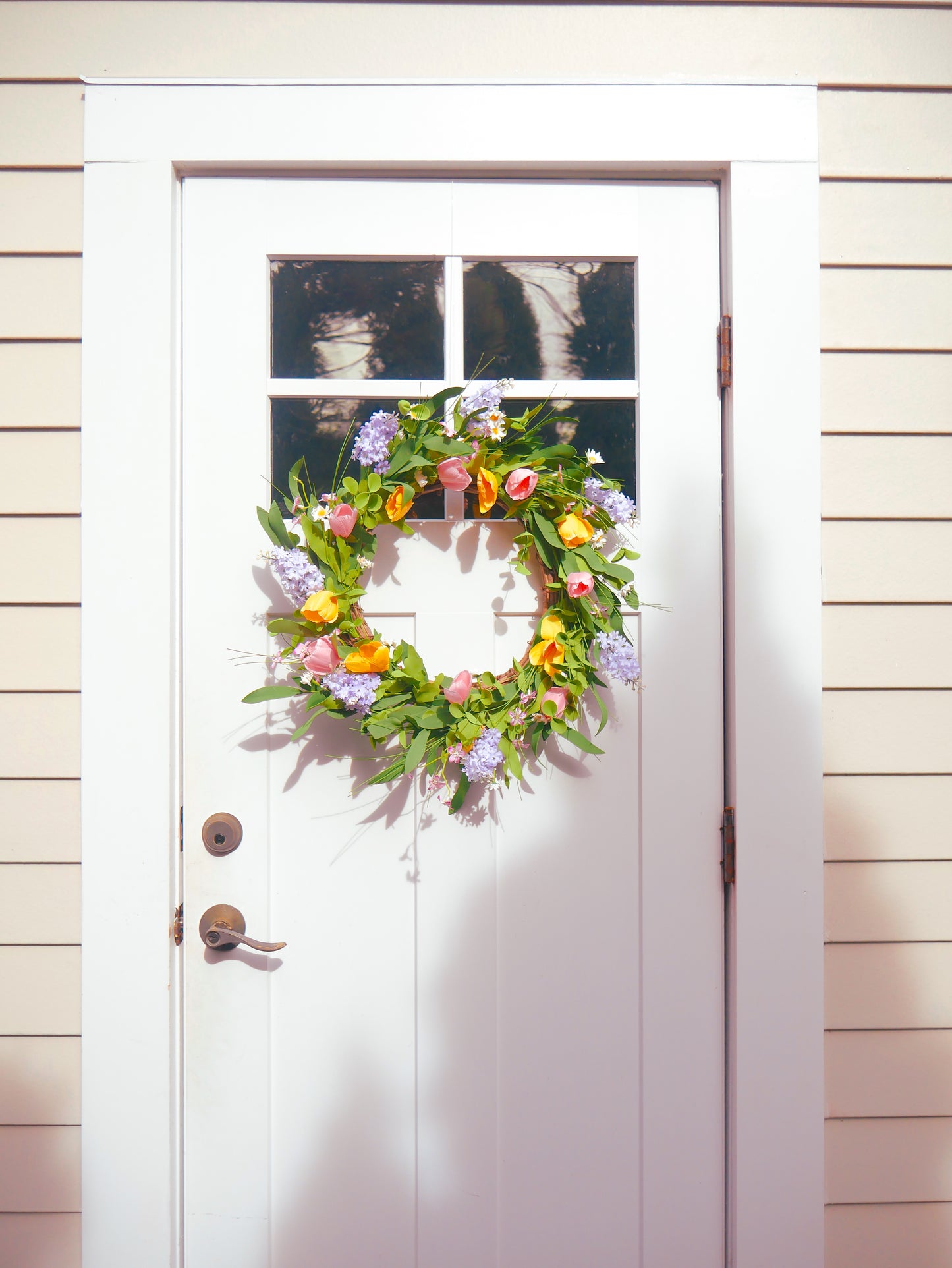 22" Tulip, Lilac Wreath