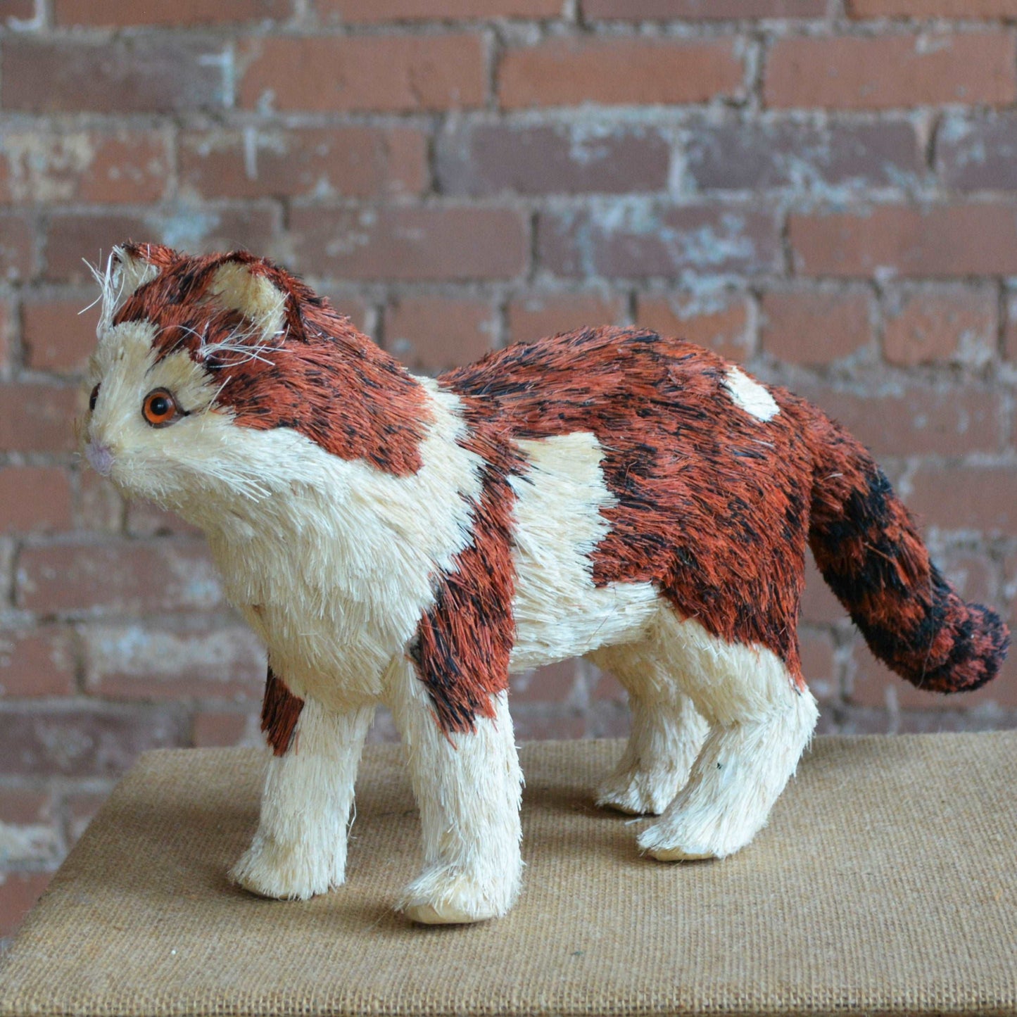Standing Sisal Cat