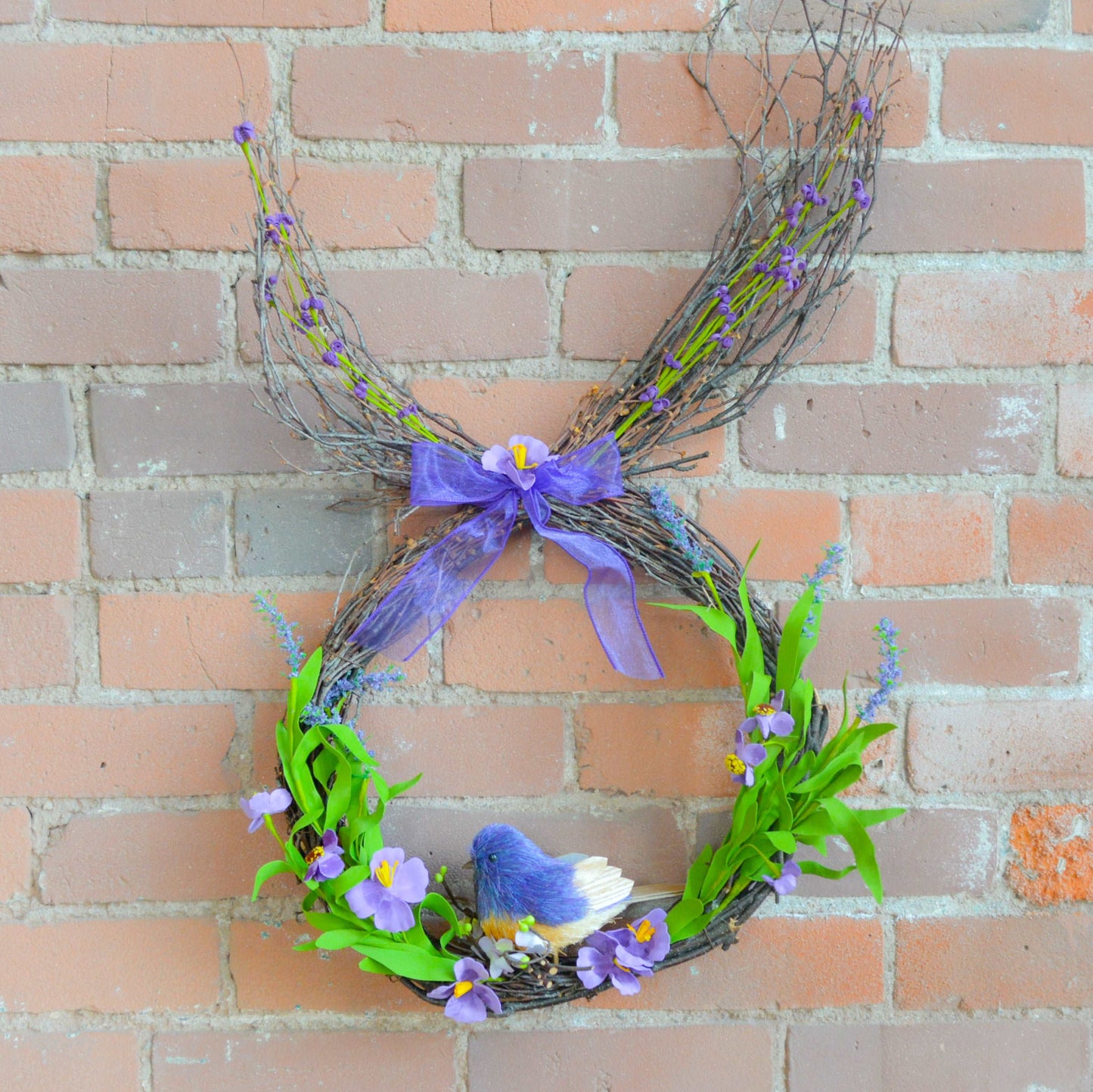 Teardrop Wreath with Bluebird3