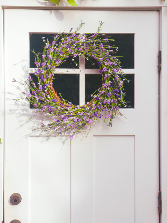 22" Two-Tone Lavender Buttercup Wreath