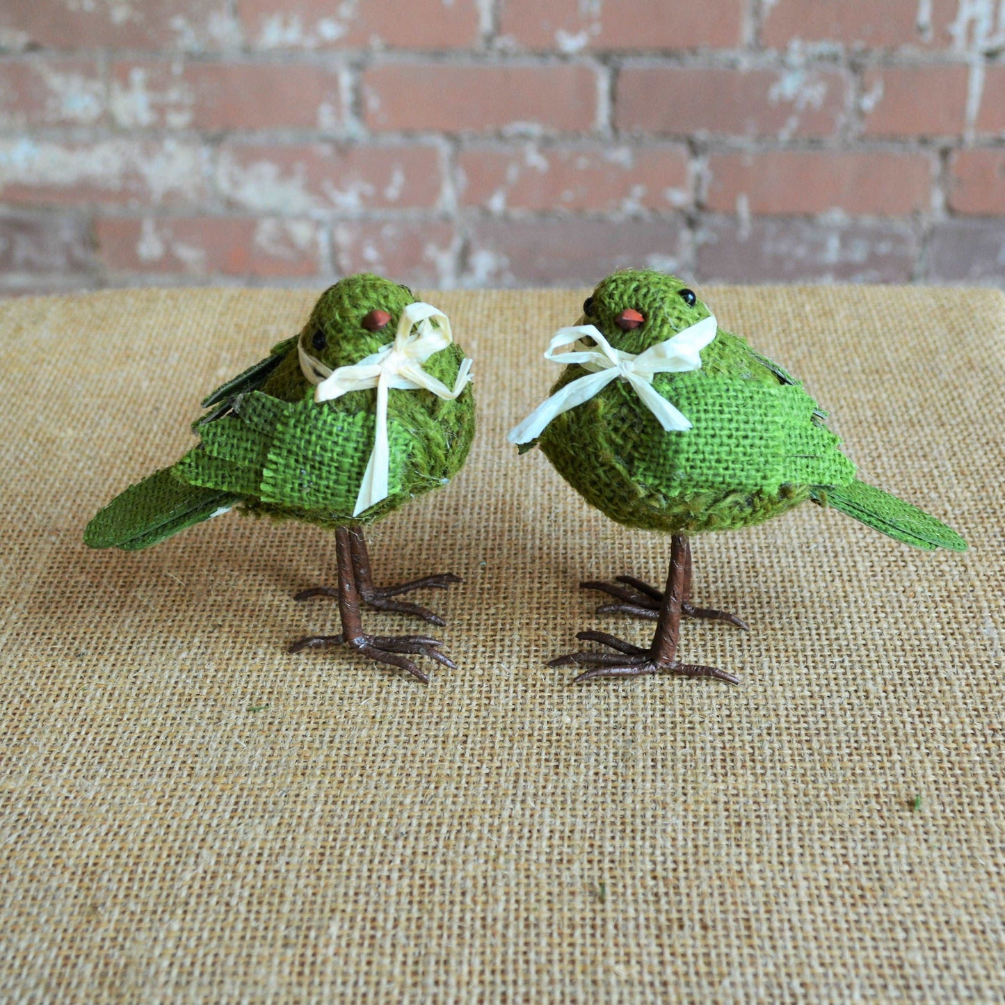 green burlap bird set