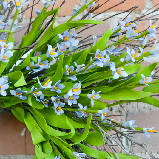 24" Forget-Me-Not Twig Wreath 2